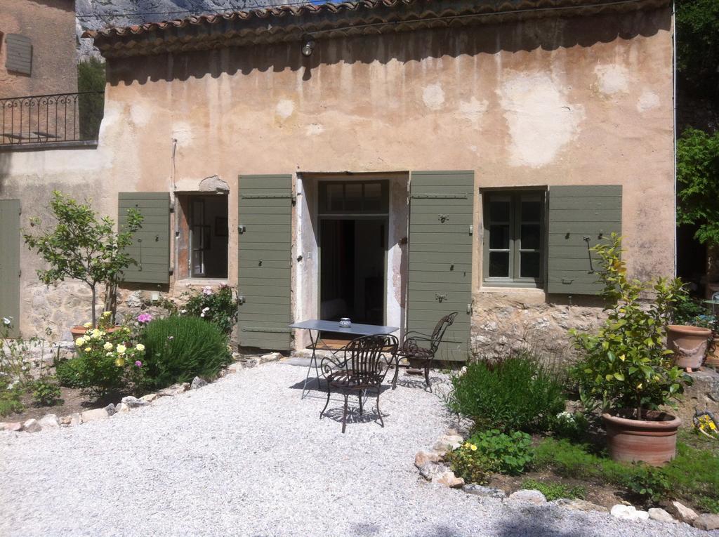 Le Moulin En Provence Bed & Breakfast Saint-Antonin-sur-Bayon Bagian luar foto